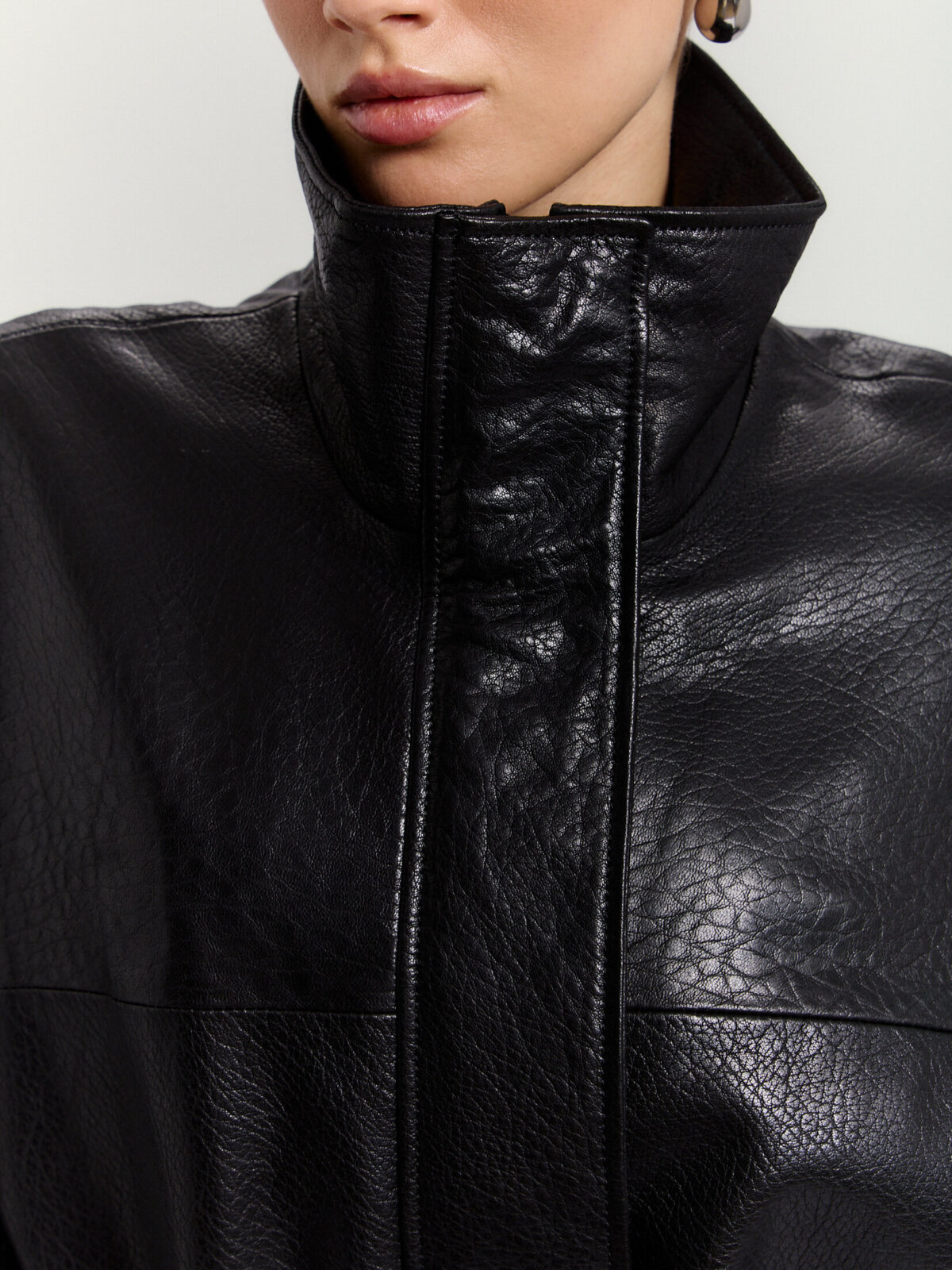 OMEN – Belden Büzgülü Oversize Deri Mont